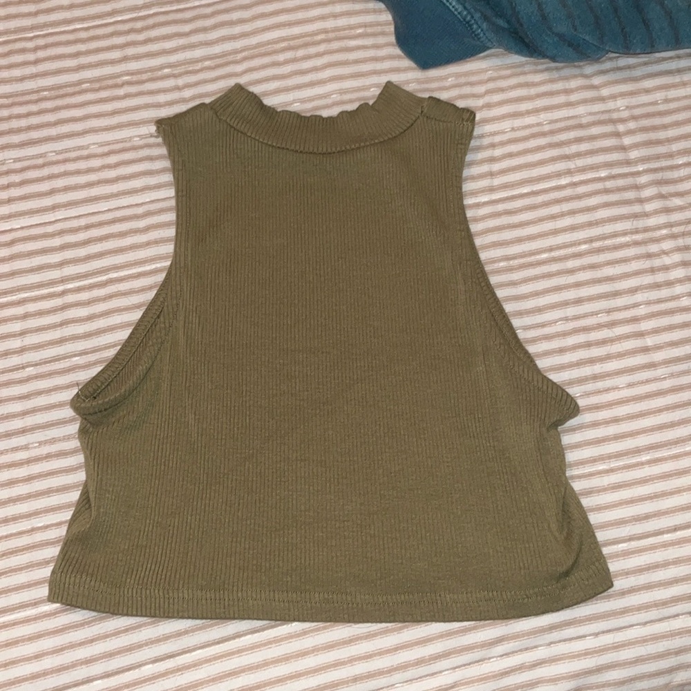 Cropped tank top